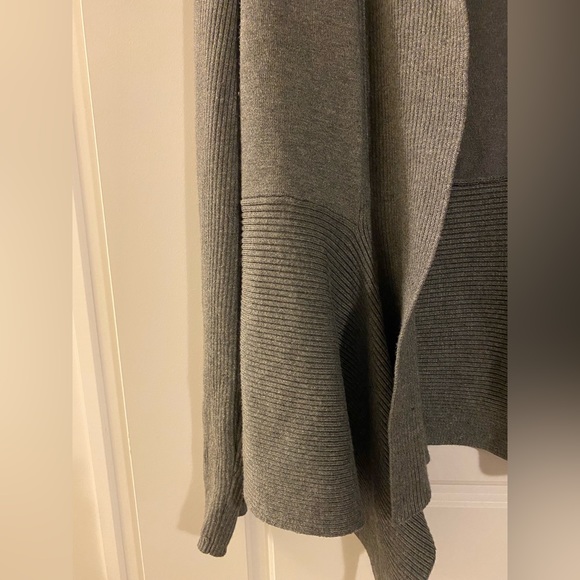 Verve Ami Gray Cardigan Open Front Draped Ribbed Knit Long Sleeve - Picture 3 of 6